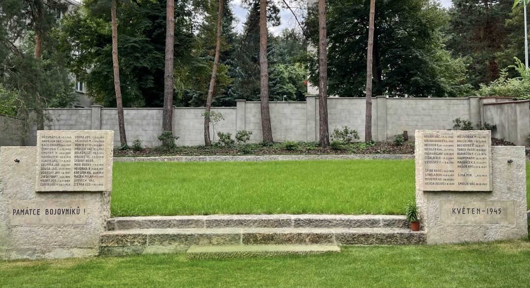 Rekonstrukce čestného pohřebiště v Braníku